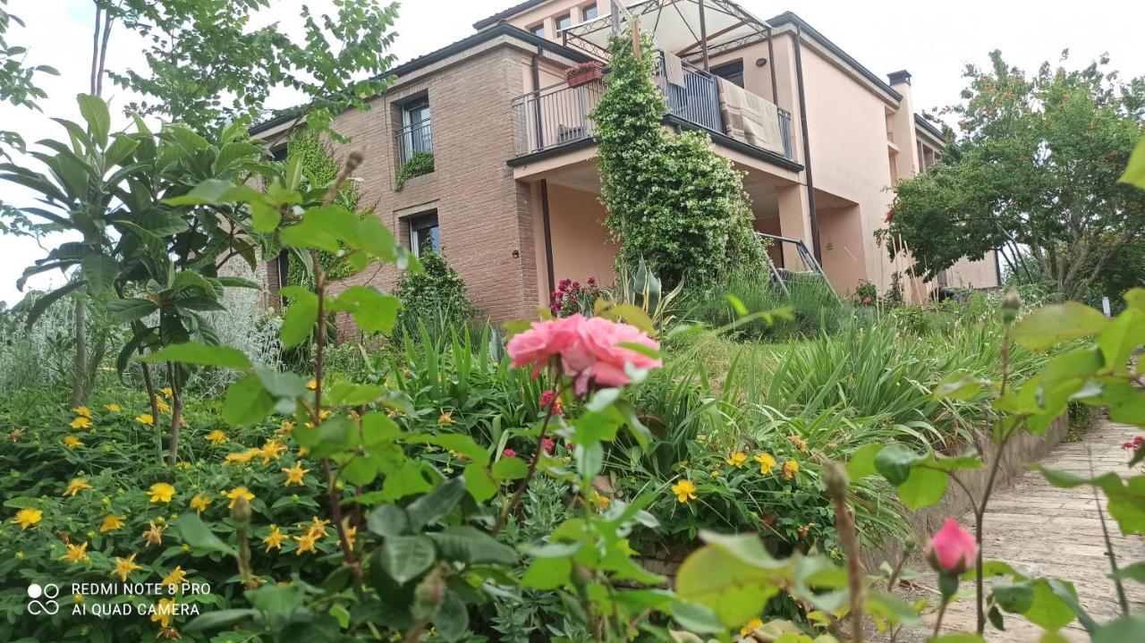 Felino Casa Vincenzo 130 Mq Con Portico Ed Ingresso Esclusivo Dal Giardinoヴィラ エクステリア 写真