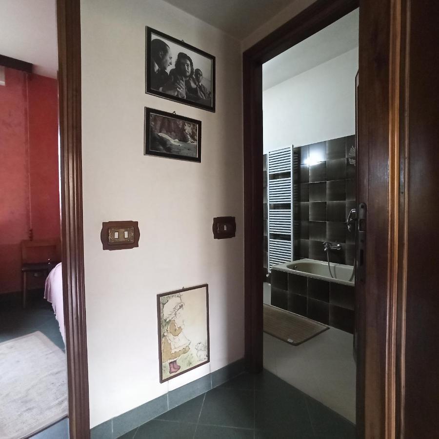 Felino Casa Vincenzo 130 Mq Con Portico Ed Ingresso Esclusivo Dal Giardinoヴィラ エクステリア 写真